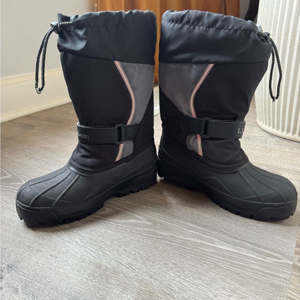 LL Bean Kids Black and Gray Winter  Snow Boots